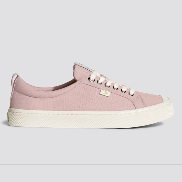 Cariuma Shoes - NIB NWT cariuma oca low rose canvas sneaker